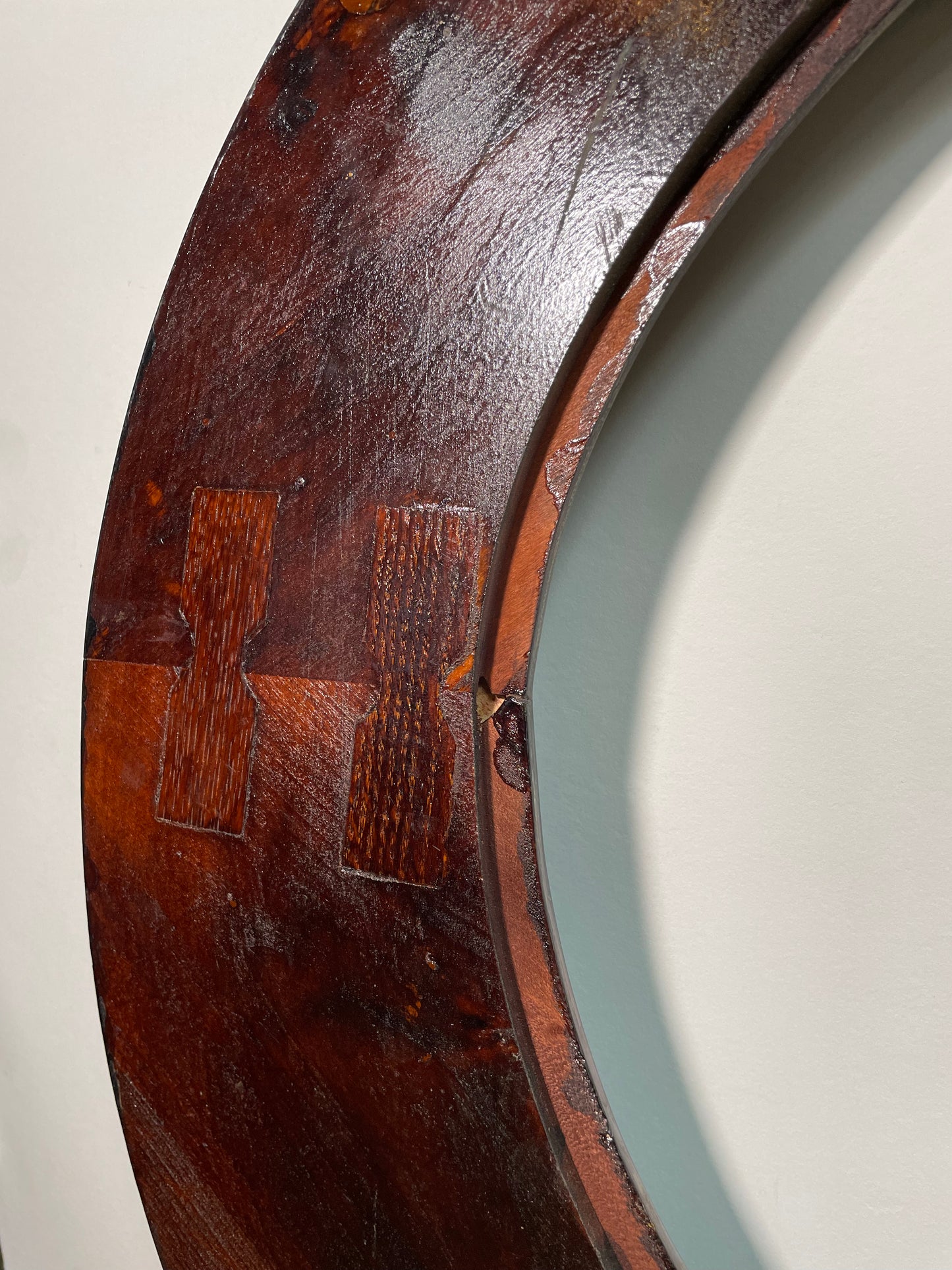 Mahogany Hand-Carved Oval Frame