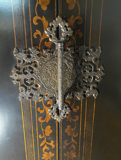 Tete De Négre Chinoiserie Cabinet