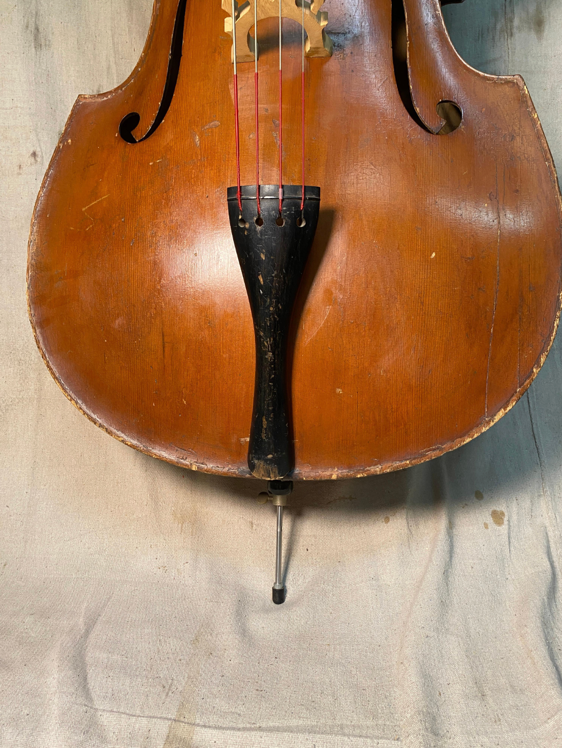 German Carved Round Back Upright Bass Guitar