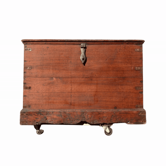 American Colonial Primitive Storage Chest