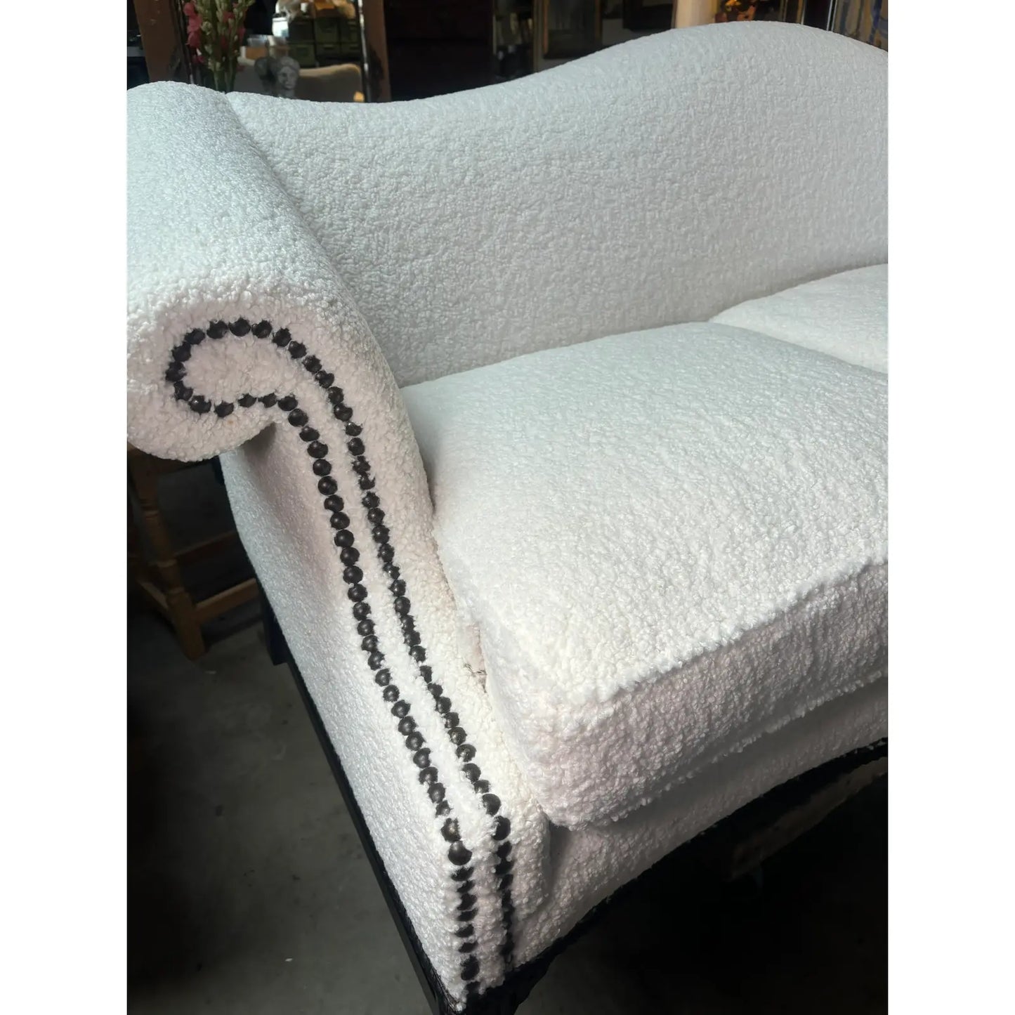 Classical Federal Carved Camel Back Boucle Sofa