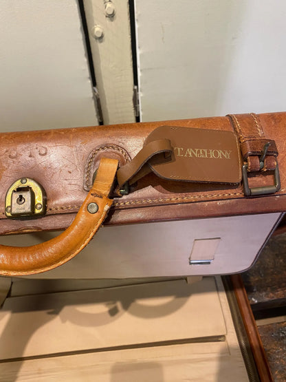 Antique Leather Train Case Suitcase
