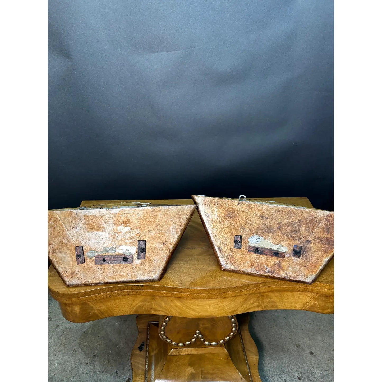 Pair of Italian Neoclassical Giltwood Style Bracket Shelves